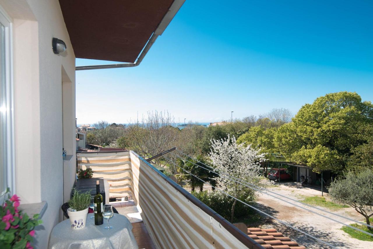 Apartment Studio Lara Rovinj Exterior photo